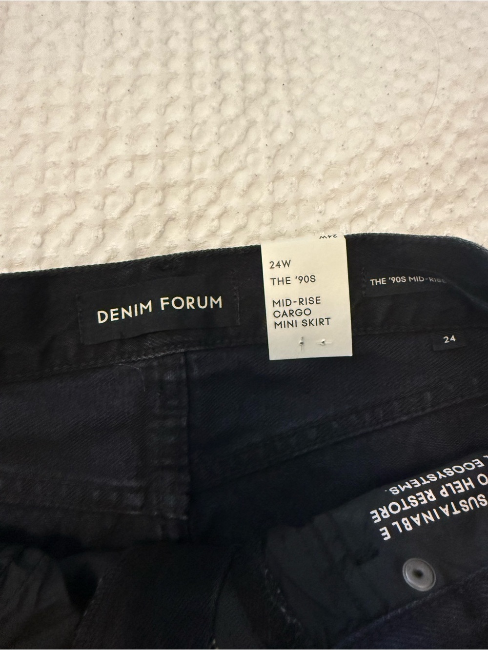 Denim Forum Black Mid-Rise Cargo Mini Skirt - Picture 3 of 3